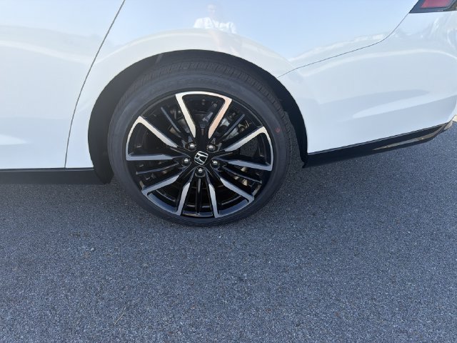 New 2026 Honda Accord Touring image 21