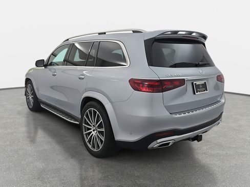 New 2026 Mercedes-Benz GLS 450 4MATIC image 7