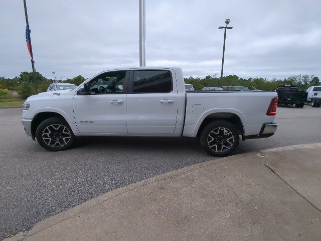 Used 2026 RAM 1500 Laramie AWD/4WD image 33