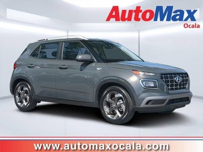 Used 2025 Hyundai Venue SEL