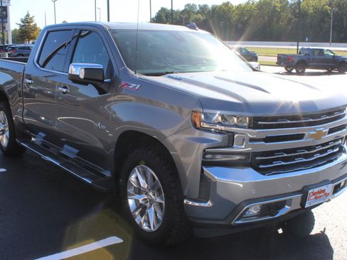 Used 2020 Chevrolet Silverado 1500 LTZ image 4