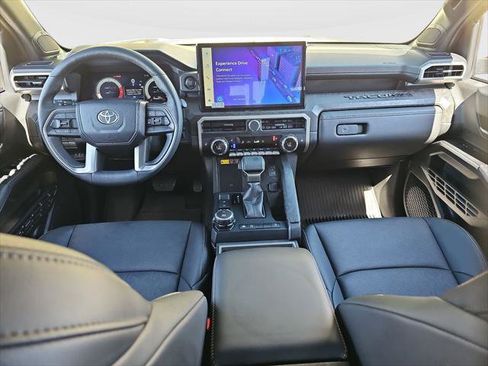 Certified 2025 Toyota Tacoma Limited AWD/4WD image 19