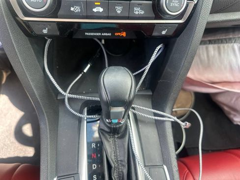 Used 2021 Honda Civic EX-L image 13