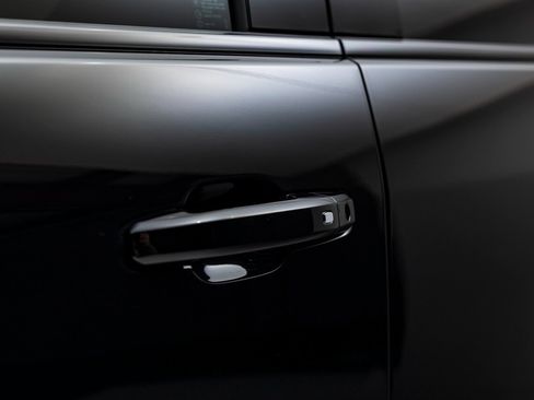 Used 2026 GMC Sierra 2500 AT4X image 11