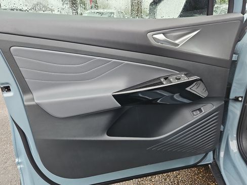 New 2026 Volkswagen ID.4 Pro S image 9