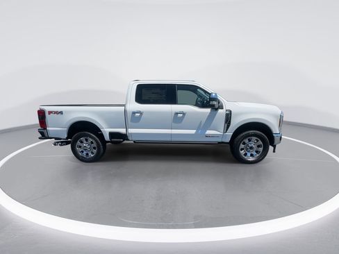 New 2026 Ford F250 4x4 Crew Cab Super Duty image 9