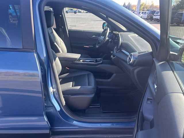 Used 2025 Chevrolet Equinox LT w/ Convenience Package II AWD/4WD image 48