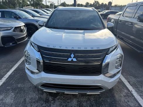 Used 2022 Mitsubishi Outlander SEL AWD/4WD image 3