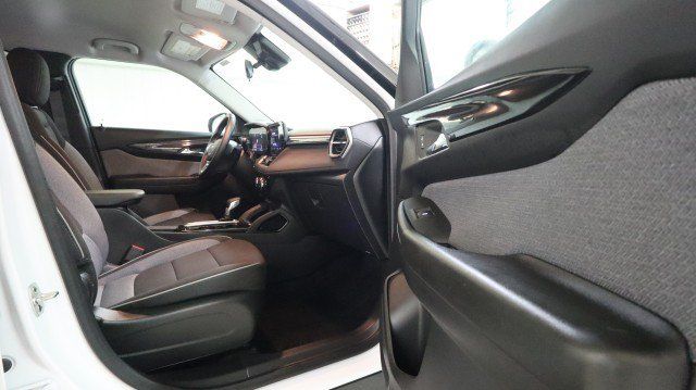 Used 2026 Chevrolet TrailBlazer LT w/ LT Cold Weather Package AWD/4WD image 10