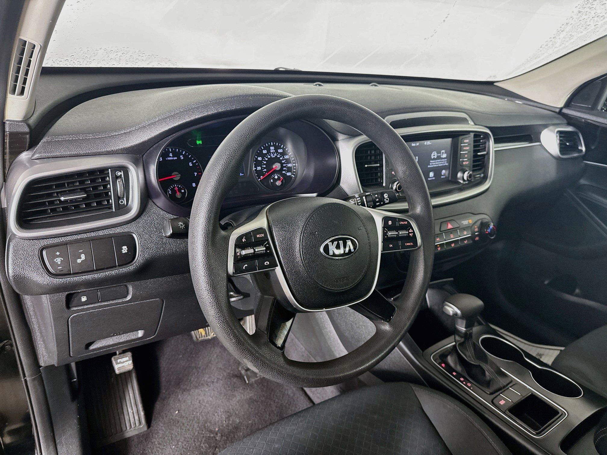 Used 2020 Kia Sorento LX FWD image 8
