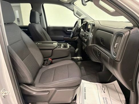 Certified 2022 Chevrolet Silverado 1500 LT AWD/4WD image 10