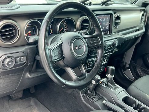 Used 2021 Jeep Wrangler Unlimited Sport AWD/4WD image 19