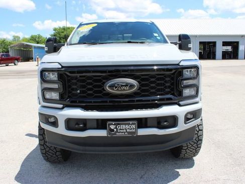 Used 2025 Ford F250 Lariat w/ Black Appearance Package AWD/4WD image 2