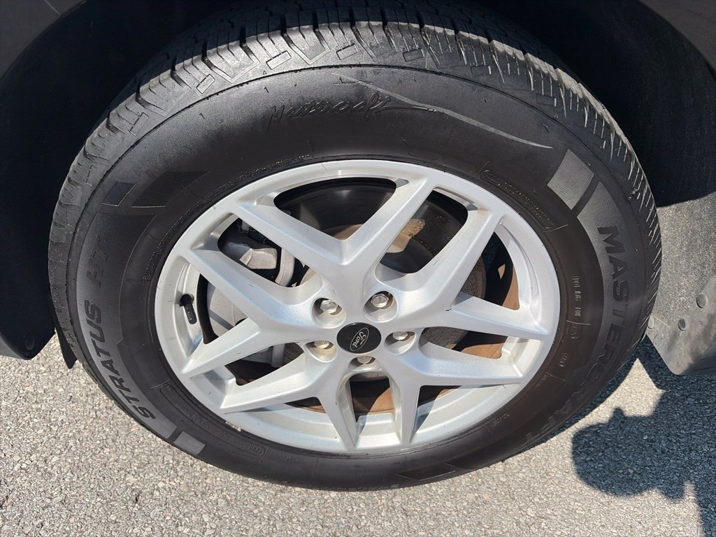 Used 2024 Ford Edge SEL AWD/4WD image 10