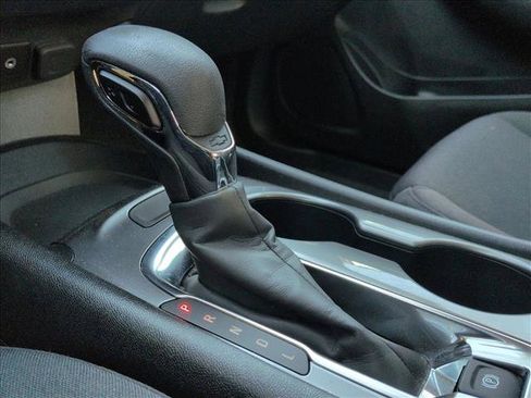 Used 2023 Chevrolet Malibu LS FWD image 12