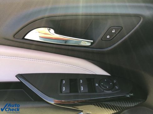 Used 2025 Chevrolet Trax LT image 23