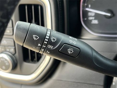 Used 2019 GMC Sierra 1500 SLE w/ SLE Value Package image 23