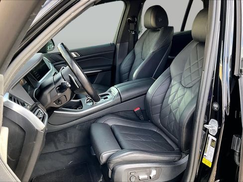Used 2023 BMW X5 sDrive40i w/ M Sport Package RWD image 10