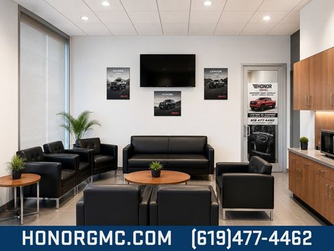 Used 2024 GMC Terrain SLE FWD image 5