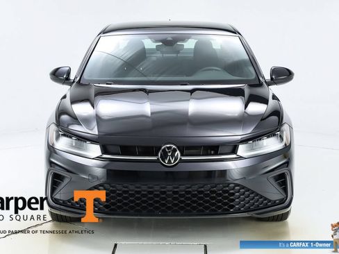 Used 2025 Volkswagen Jetta Sport FWD image 16