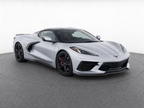 Used 2021 Chevrolet Corvette Stingray Preferred Conv w/ Z51 Performance Package RWD image 2