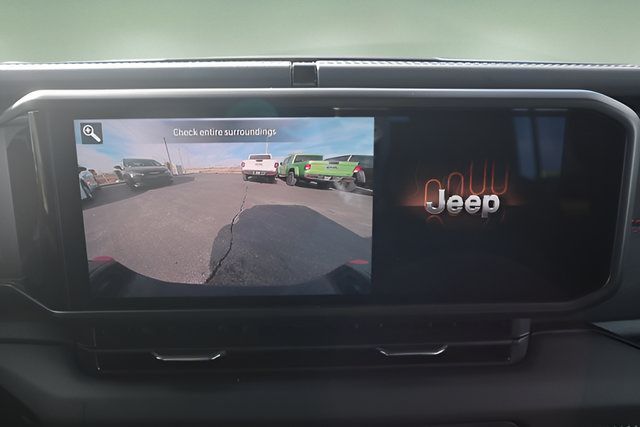 New 2026 Jeep Gladiator Rubicon w/ Steel Power Dome Hood Package AWD/4WD image 17