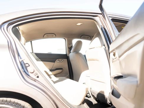 Used 2013 Honda Civic LX image 19