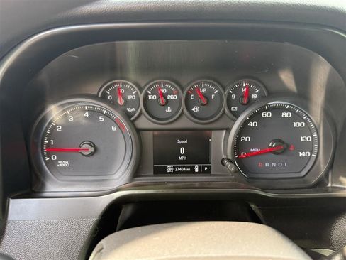 Used 2019 Chevrolet Silverado 1500 Custom Trail Boss AWD/4WD image 28