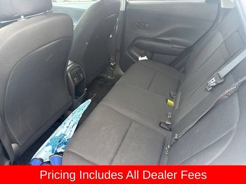 Used 2024 Hyundai Kona SEL FWD image 6