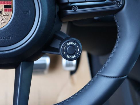 New 2026 Porsche Cayenne S image 34