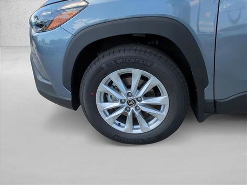 New 2026 Toyota Corolla Cross LE FWD image 10