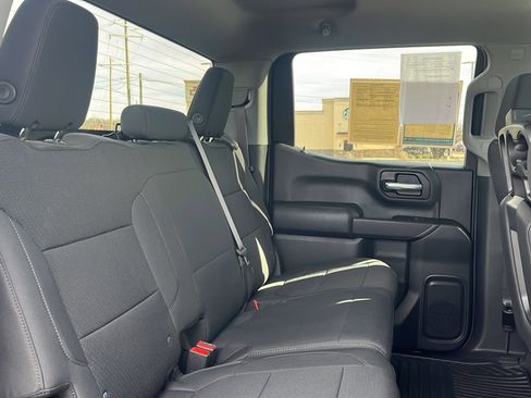 Used 2021 Chevrolet Silverado 1500 Custom Trail Boss w/ Safety Confidence Package image 12