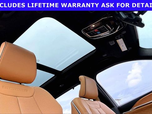 Used 2022 Jeep Grand Cherokee Summit AWD/4WD image 19
