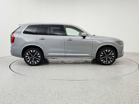 New 2026 Volvo XC90 T8 Plus w/ Protection Package Premier AWD/4WD image 4