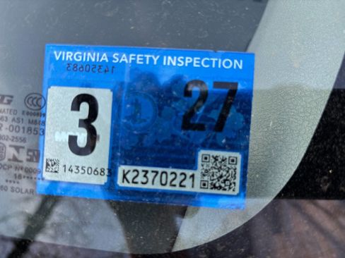 Used 2010 Toyota Corolla LE image 10