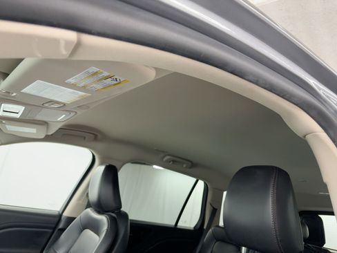 Used 2021 Lincoln Aviator 2WD w/ Elements Package image 15