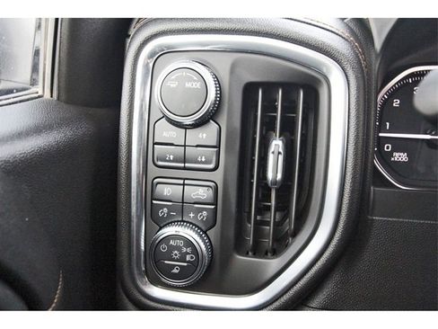 Used 2021 GMC Sierra 1500 AT4 image 20