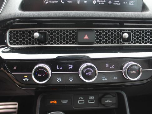 Used 2023 Honda Civic Sport Touring image 12