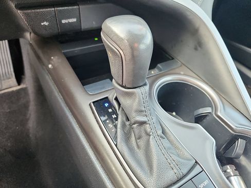 Used 2024 Toyota Camry XSE FWD image 14
