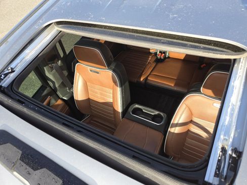 Used 2025 GMC Sierra 2500 Denali Ultimate image 3