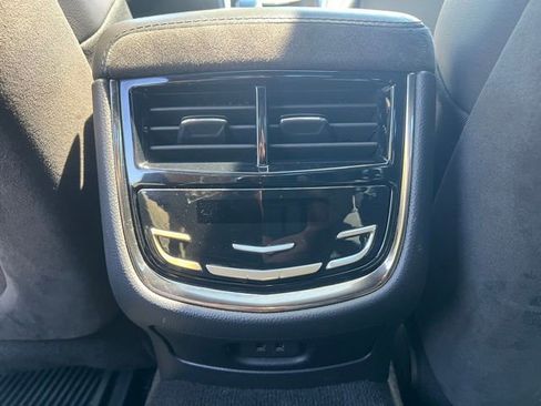 Used 2019 Cadillac CTS V w/ Luxury Package RWD image 13