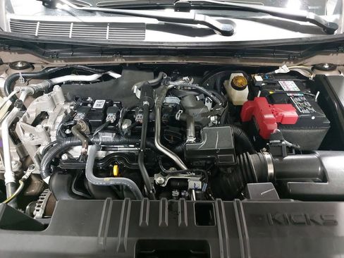 Certified 2025 Nissan Kicks SV image 50