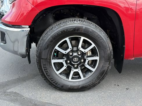 Used 2019 Toyota Tundra SR5 w/ TRD Off Road Package AWD/4WD image 9