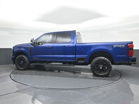 New 2026 Ford F250 Lariat w/ Black Appearance Package image 29