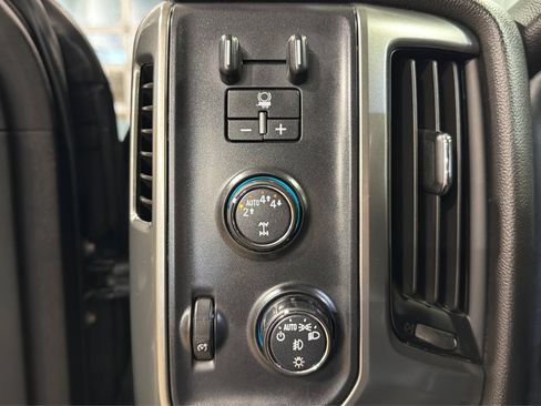 Used 2019 Chevrolet Silverado 1500 LT w/ All Star Edition AWD/4WD image 20
