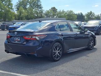 Used 2022 Toyota Camry SE w/ Audio Upgrade Package FWD video 4