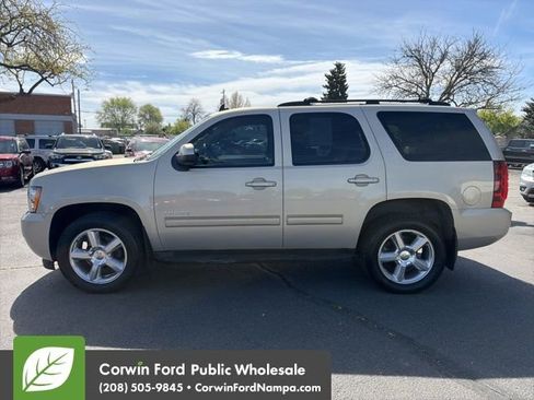 Used 2012 Chevrolet Tahoe LT w/ Luxury Package AWD/4WD image 8