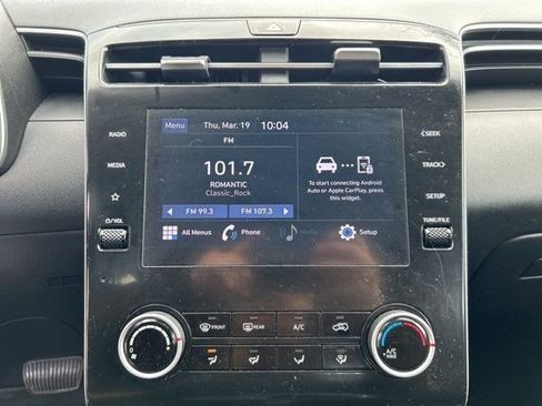 Used 2022 Hyundai Tucson SE image 19