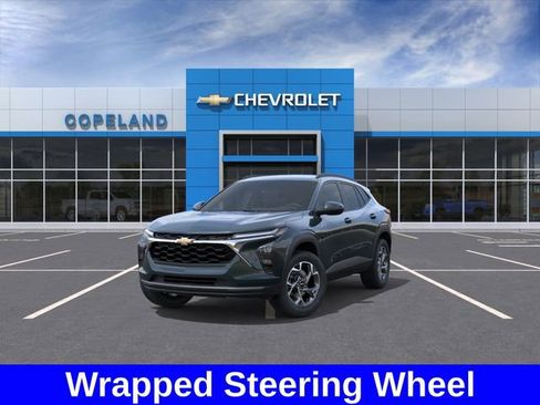 New 2026 Chevrolet Trax LT FWD image 9