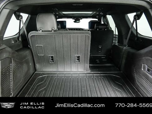 Used 2023 GMC Yukon XL Denali w/ Denali Reserve Package image 65